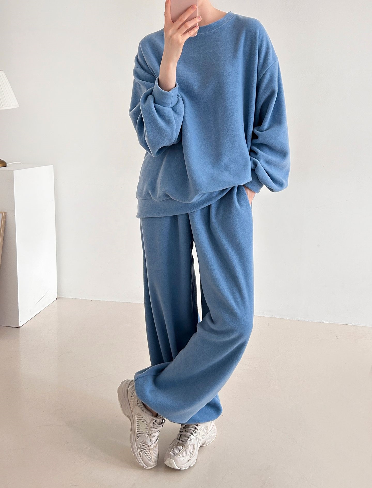 フリースラウンドネックウエストゴム長袖ジョガーカラーセットアップ | 詳細画像7