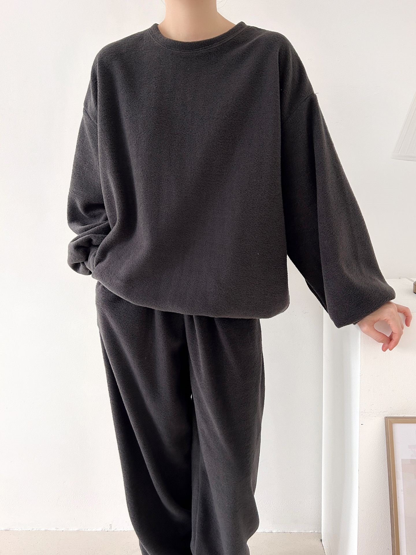 フリースラウンドネックウエストゴム長袖ジョガーカラーセットアップ | 詳細画像27