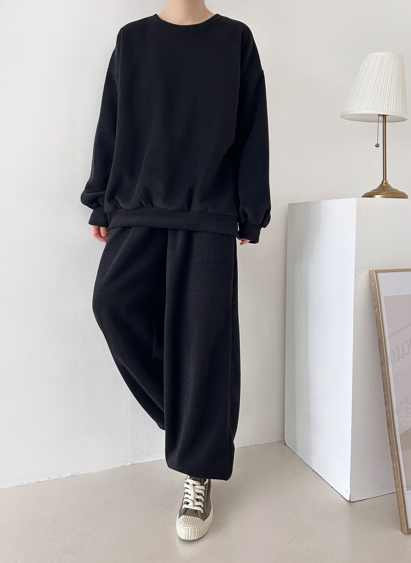 フリースラウンドネックウエストゴム長袖ジョガーカラーセットアップ | 詳細画像42