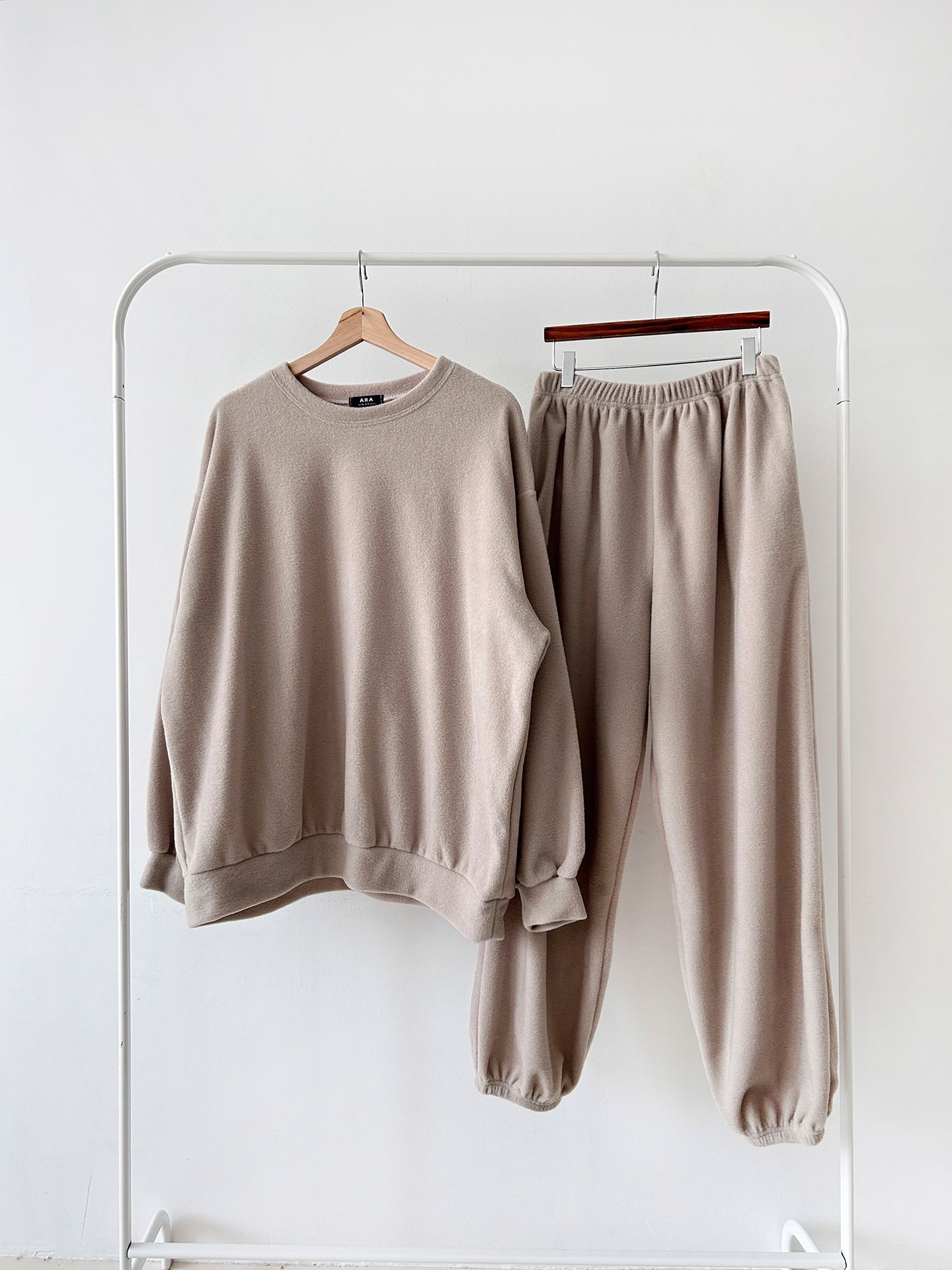 フリースラウンドネックウエストゴム長袖ジョガーカラーセットアップ | 詳細画像45