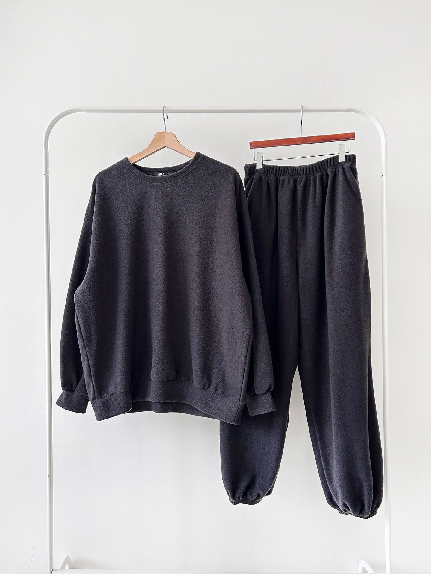フリースラウンドネックウエストゴム長袖ジョガーカラーセットアップ | 詳細画像46