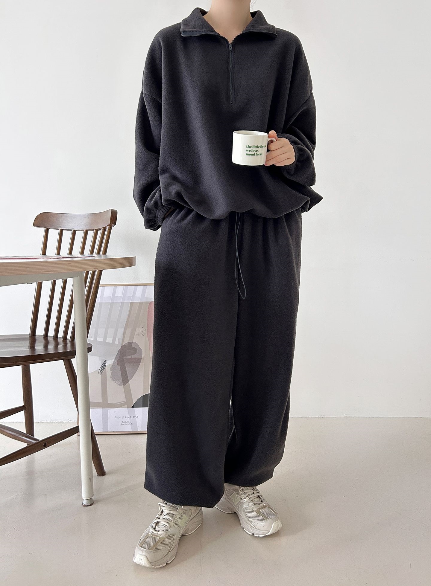 フリースハイネックハーフジップウエストゴムジョガーカラーセットアップ | 詳細画像15