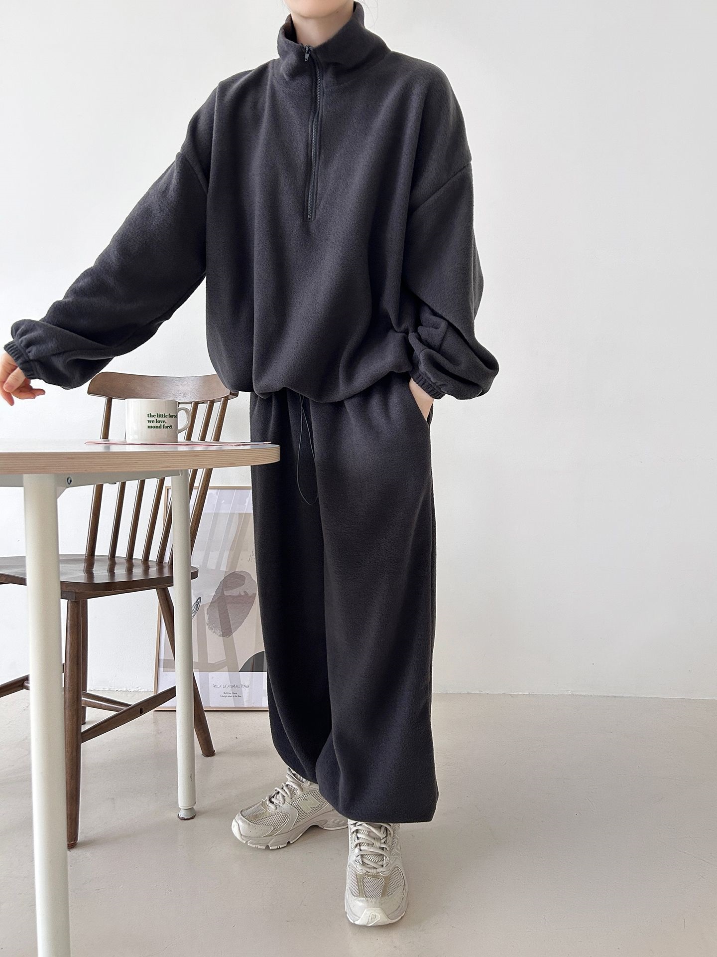 フリースハイネックハーフジップウエストゴムジョガーカラーセットアップ | 詳細画像23