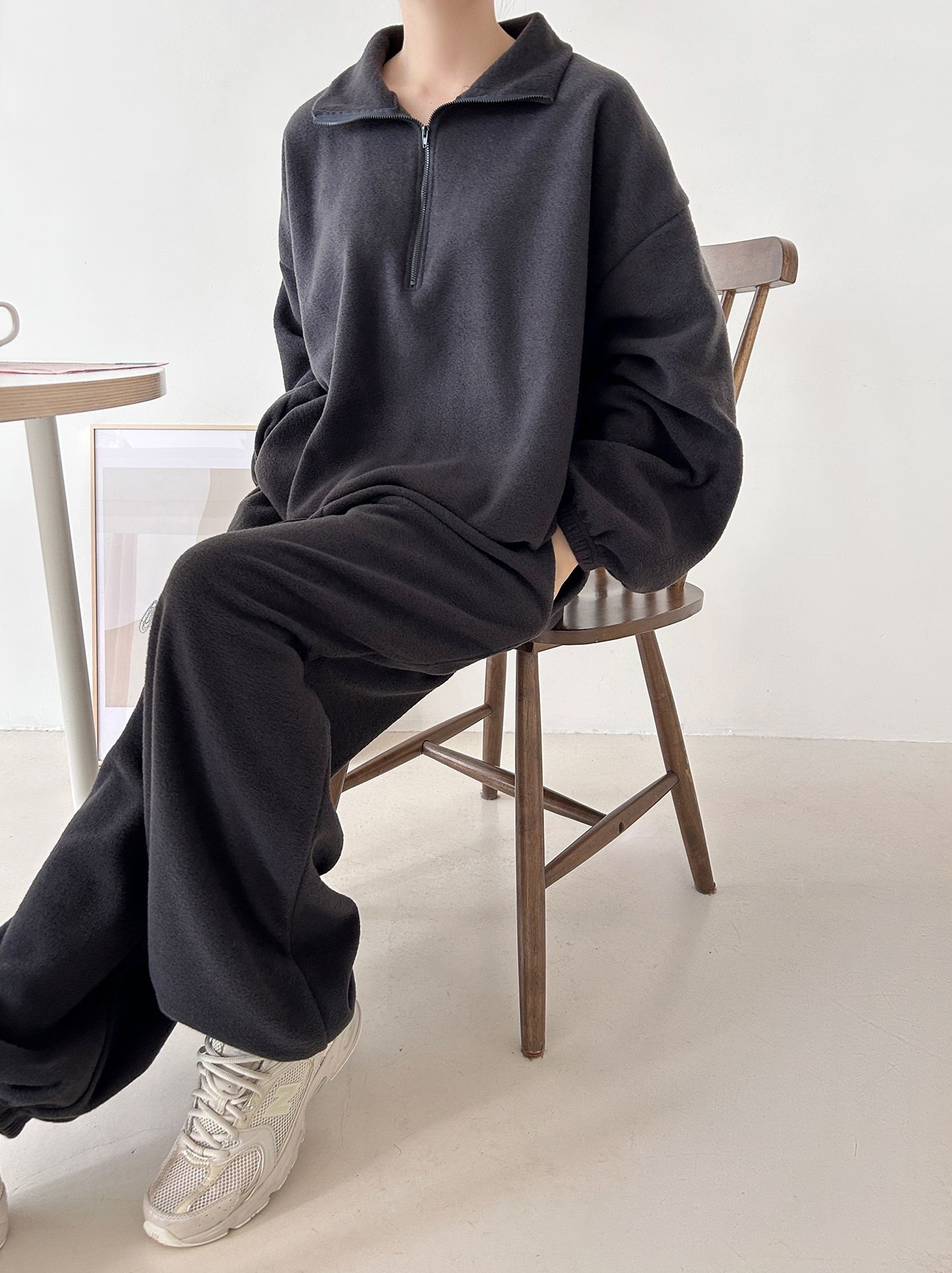 フリースハイネックハーフジップウエストゴムジョガーカラーセットアップ | 詳細画像27