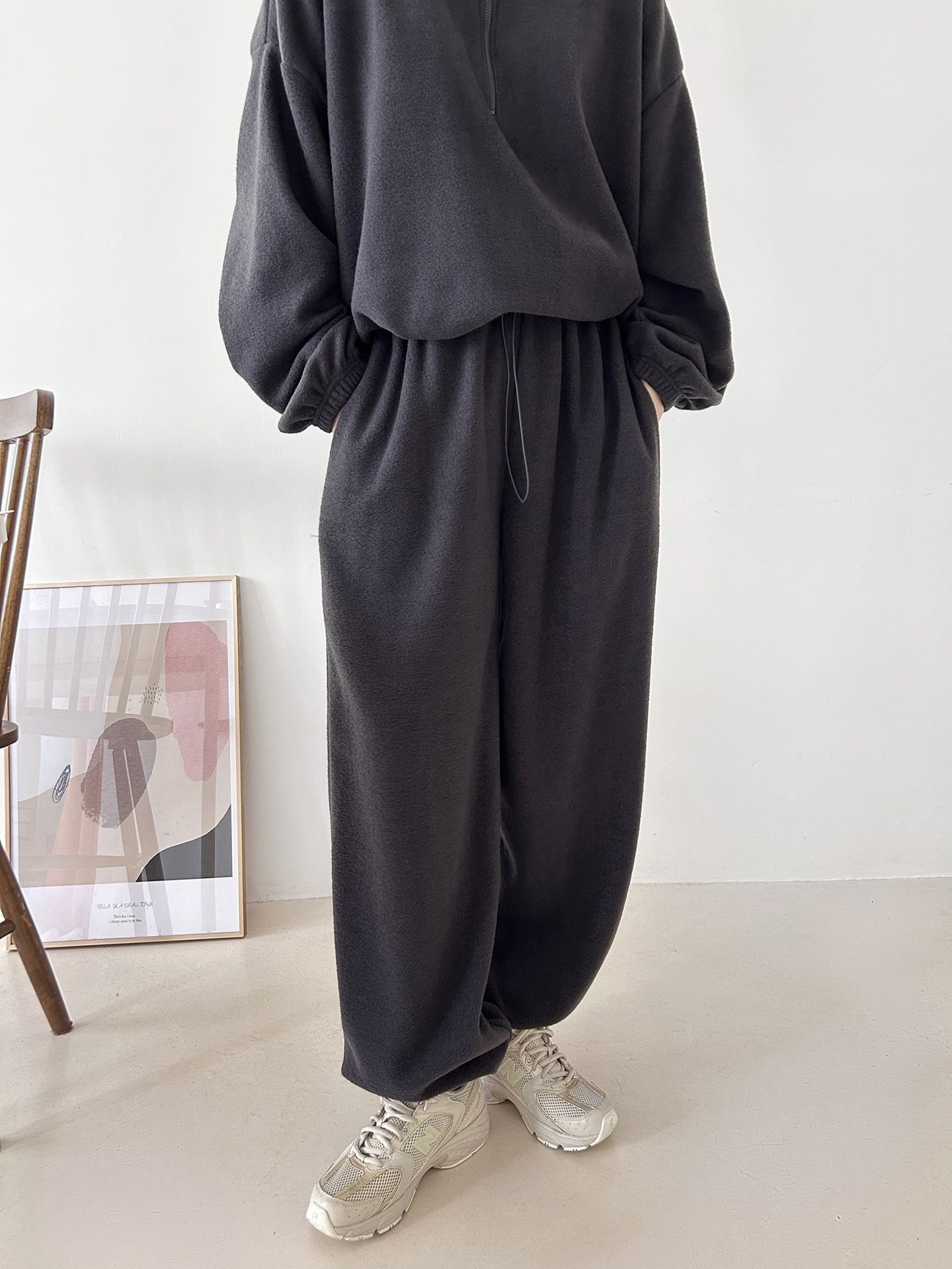 フリースハイネックハーフジップウエストゴムジョガーカラーセットアップ | 詳細画像30