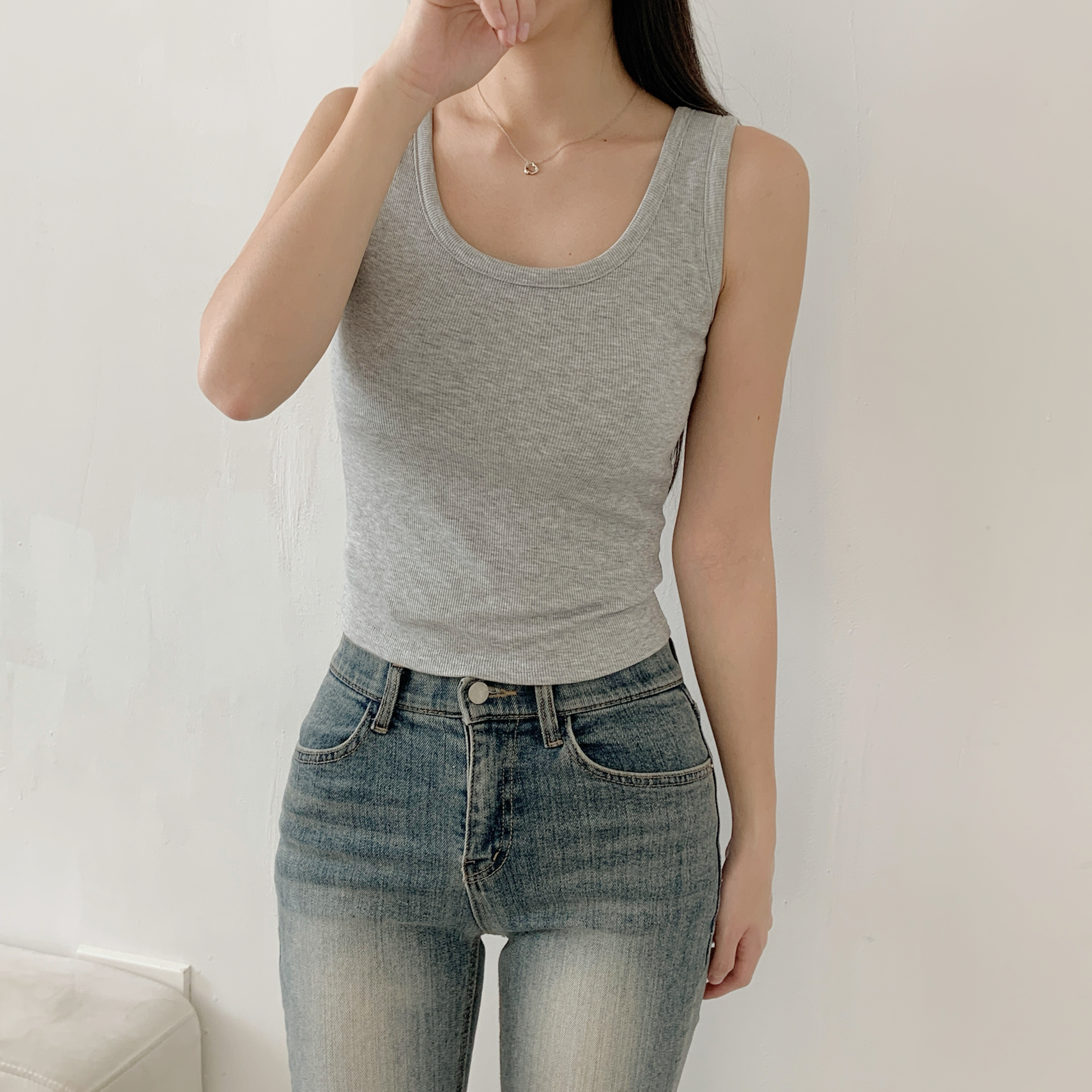 カップ付リブラウンドネックベーシックノースリーブ | 詳細画像2