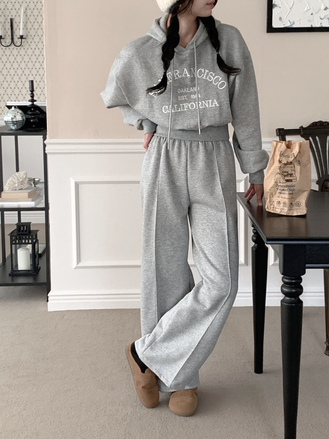 裏起毛ラウンドネックポケットウエストゴムクロップドワイド刺繍セットアップ | 詳細画像16