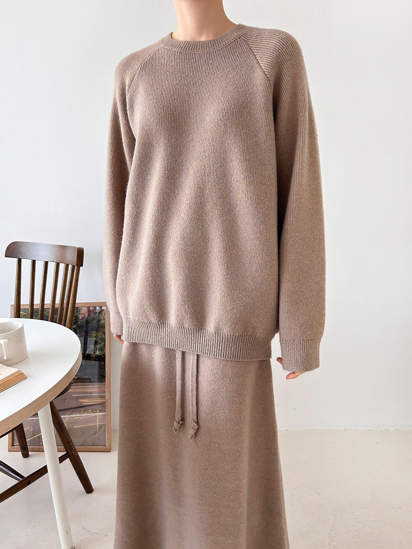 ラウンドネックドローストリングウエストゴムロング長袖無地カラーセットアップ | 詳細画像5