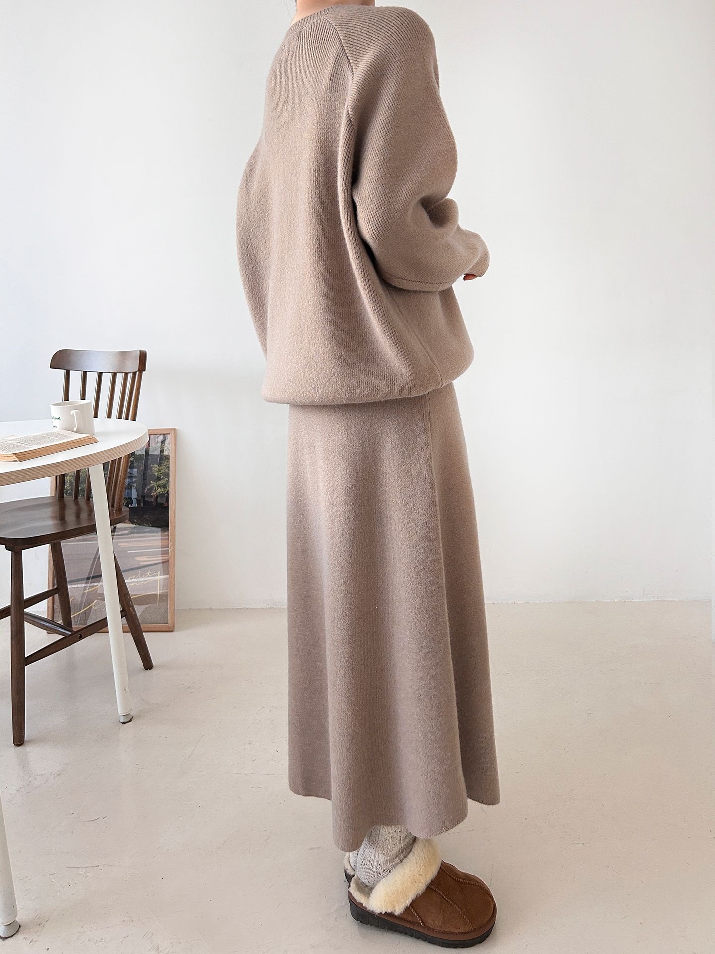 ラウンドネックドローストリングウエストゴムロング長袖無地カラーセットアップ | 詳細画像6