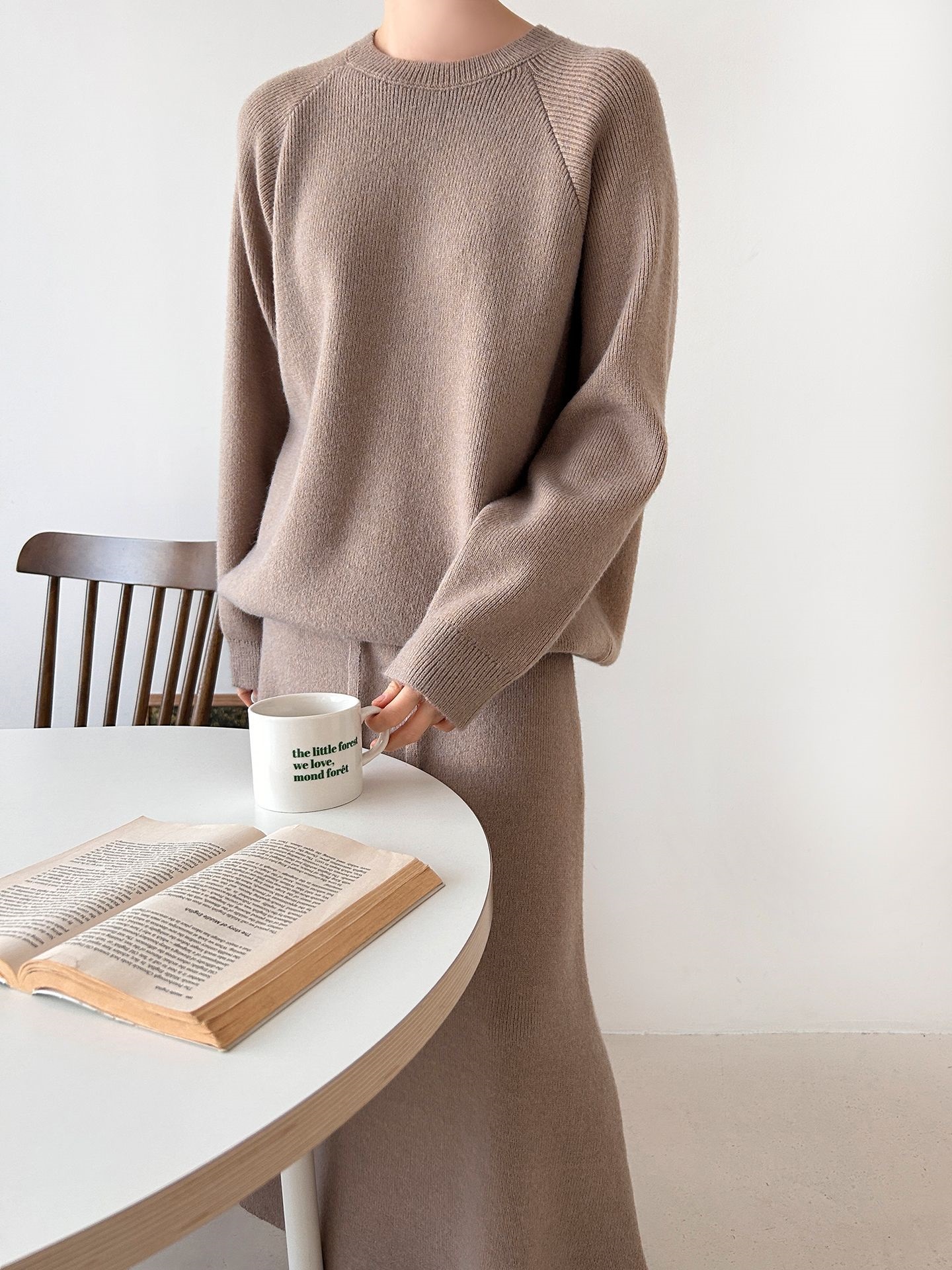 ラウンドネックドローストリングウエストゴムロング長袖無地カラーセットアップ | 詳細画像10