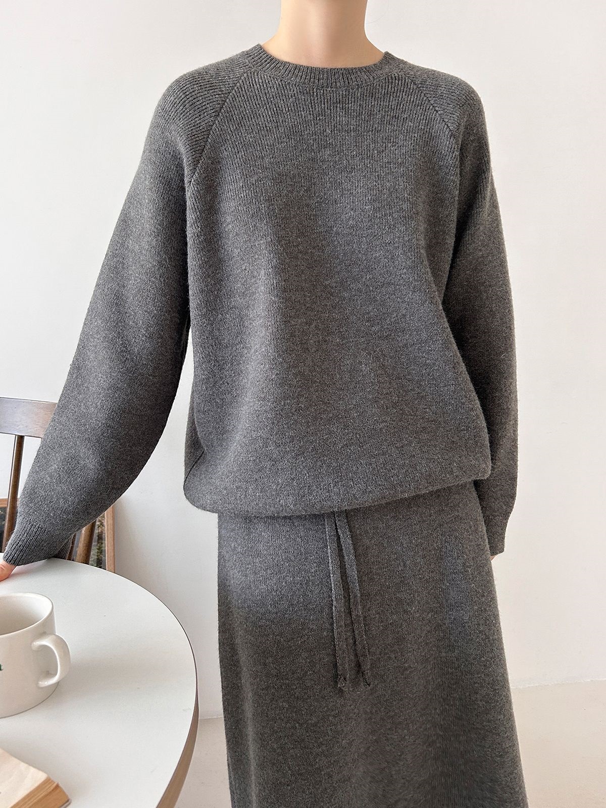 ラウンドネックドローストリングウエストゴムロング長袖無地カラーセットアップ | 詳細画像27