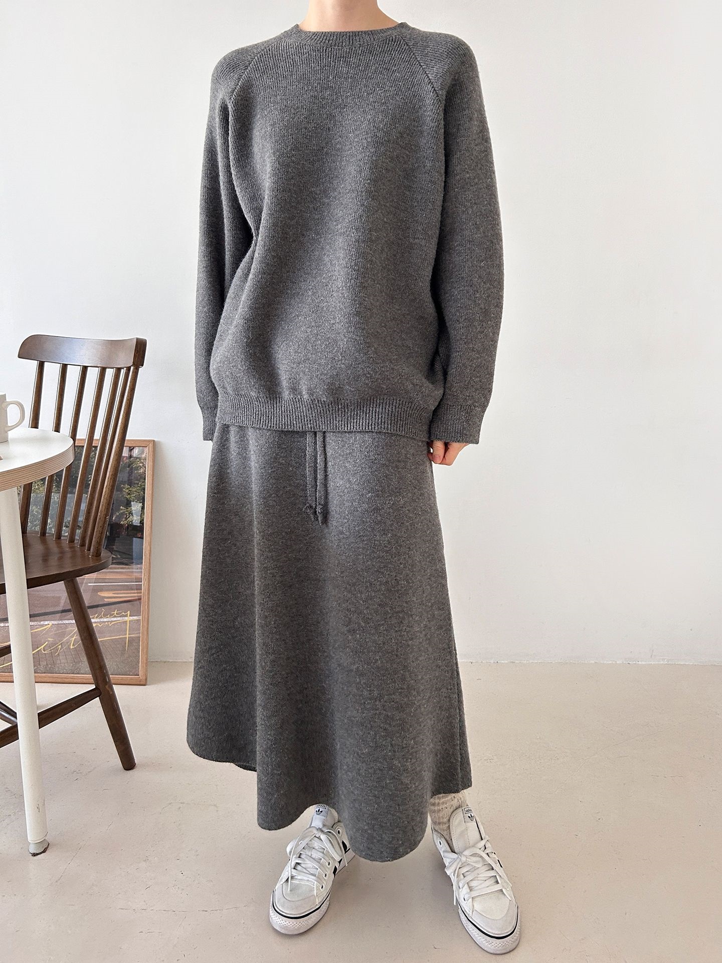 ラウンドネックドローストリングウエストゴムロング長袖無地カラーセットアップ | 詳細画像33