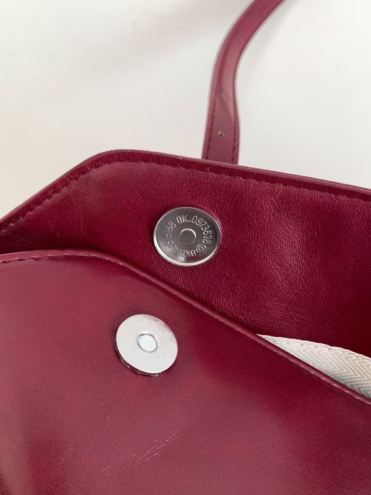 ストラップ付バックルスタッズショルダーバッグ | 詳細画像6