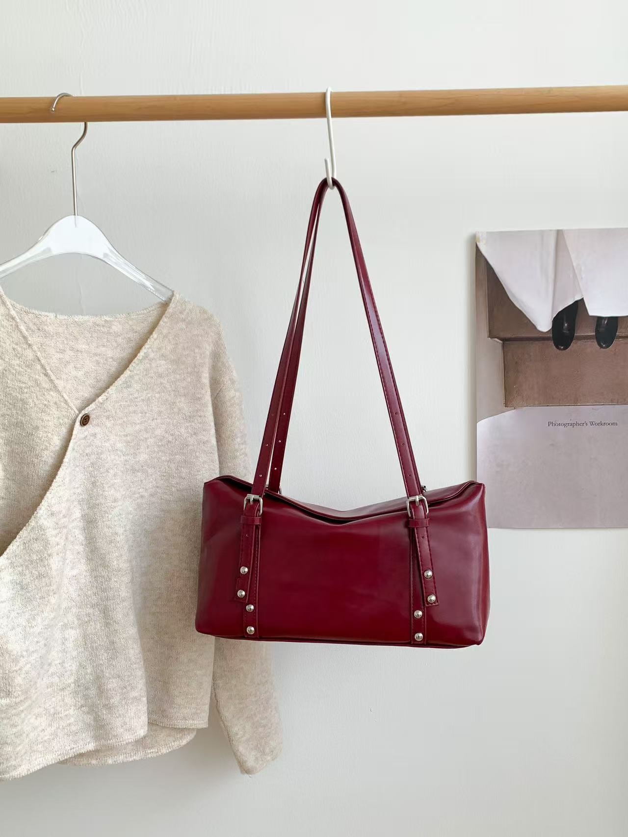 ストラップ付バックルスタッズショルダーバッグ | 詳細画像11