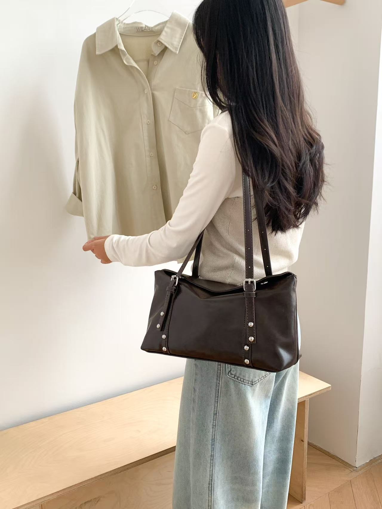 ストラップ付バックルスタッズショルダーバッグ | 詳細画像18