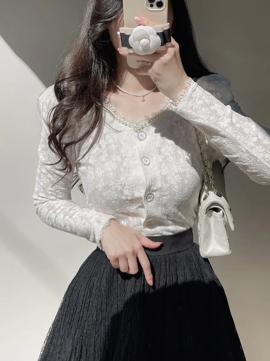 エコパールラウンドネックボタンレース花柄ブラウス | mirangmirang | 詳細画像4