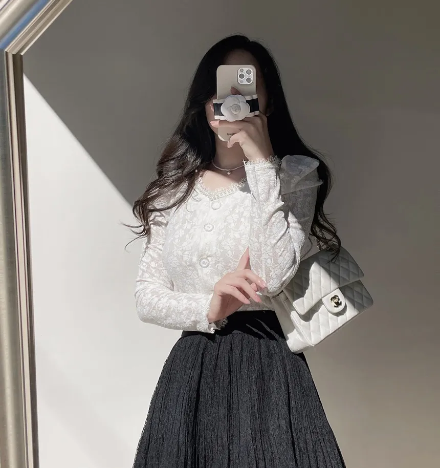 エコパールラウンドネックボタンレース花柄ブラウス | mirangmirang | 詳細画像7