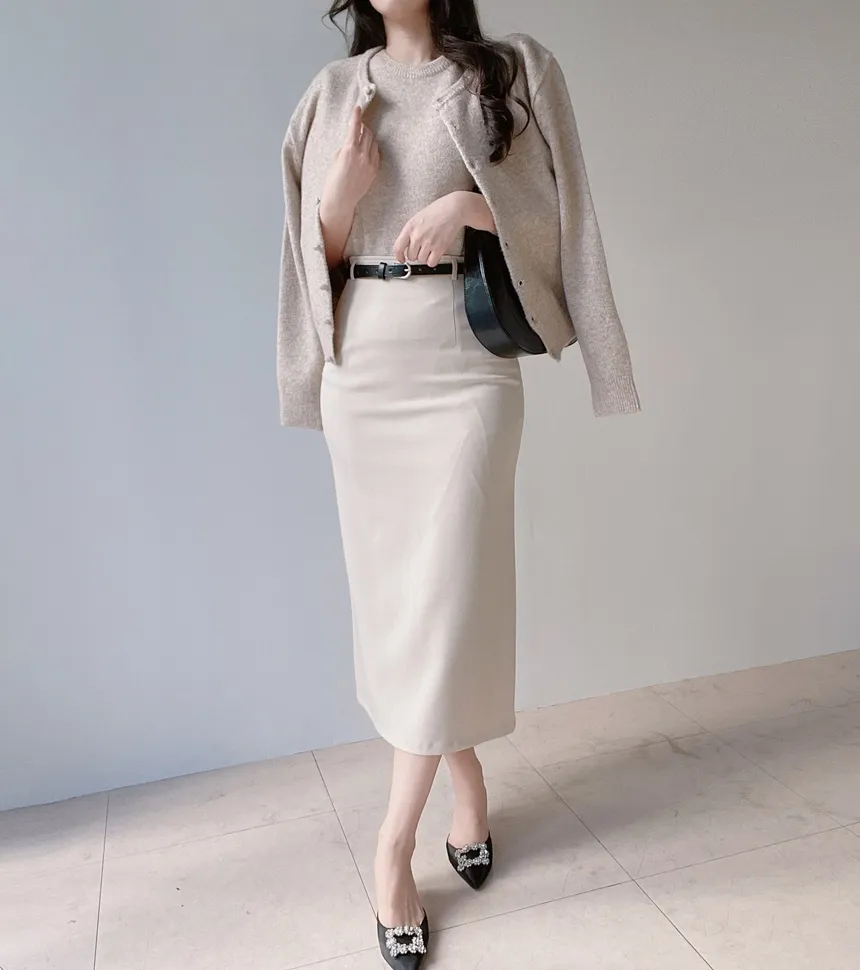 メルトンタッチラウンドネックベーシックシンプルカーディガン | mirangmirang | 詳細画像30