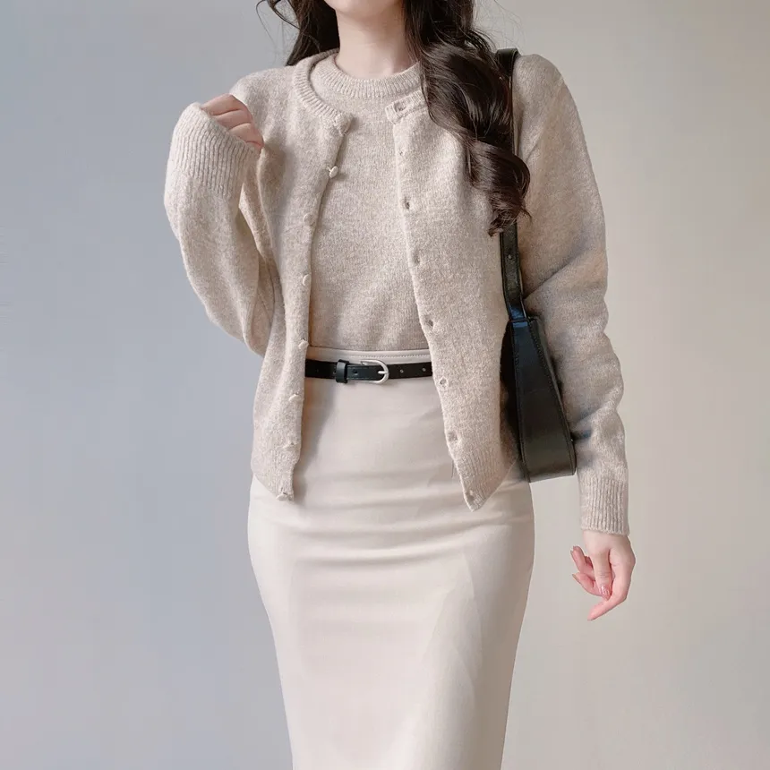 メルトンタッチラウンドネックベーシックシンプルカーディガン | mirangmirang | 詳細画像34