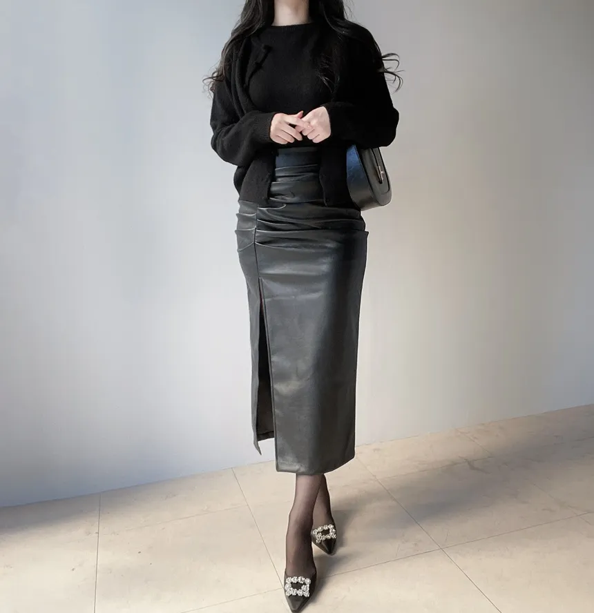 メルトンタッチラウンドネックベーシックシンプルカーディガン | mirangmirang | 詳細画像44