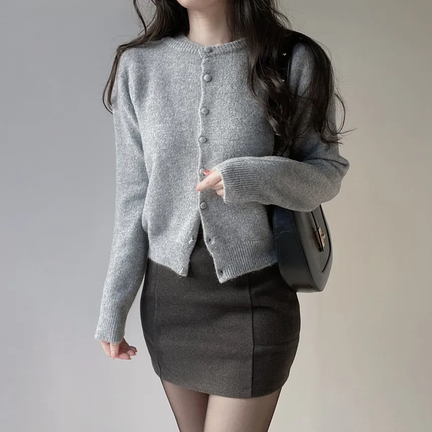 メルトンタッチラウンドネックベーシックシンプルカーディガン | mirangmirang | 詳細画像67