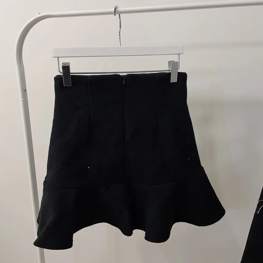 メルトンタッチラッフルHラインスカート | mirangmirang | 詳細画像21