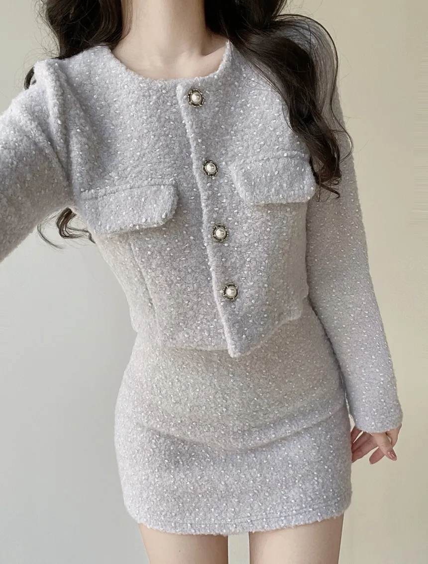 エコファーノーカラーラウンドネックショートパール調ボタンジャケット | mirangmirang | 詳細画像18