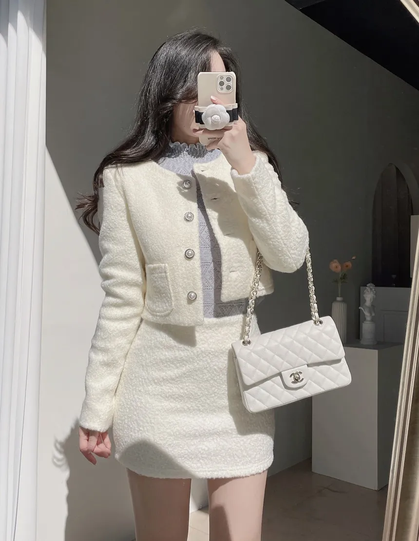 ツイードノーカラーラウンドネックショートパール調ボタンジャケット | mirangmirang | 詳細画像15