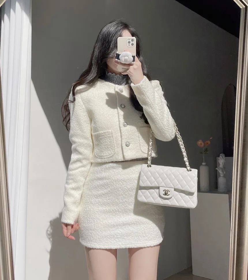 ツイードノーカラーラウンドネックショートパール調ボタンジャケット | mirangmirang | 詳細画像17