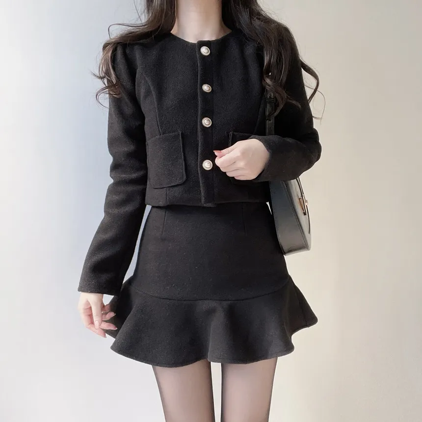 メルトンタッチラウンドネックポケットクロップドジャケット | mirangmirang | 詳細画像6