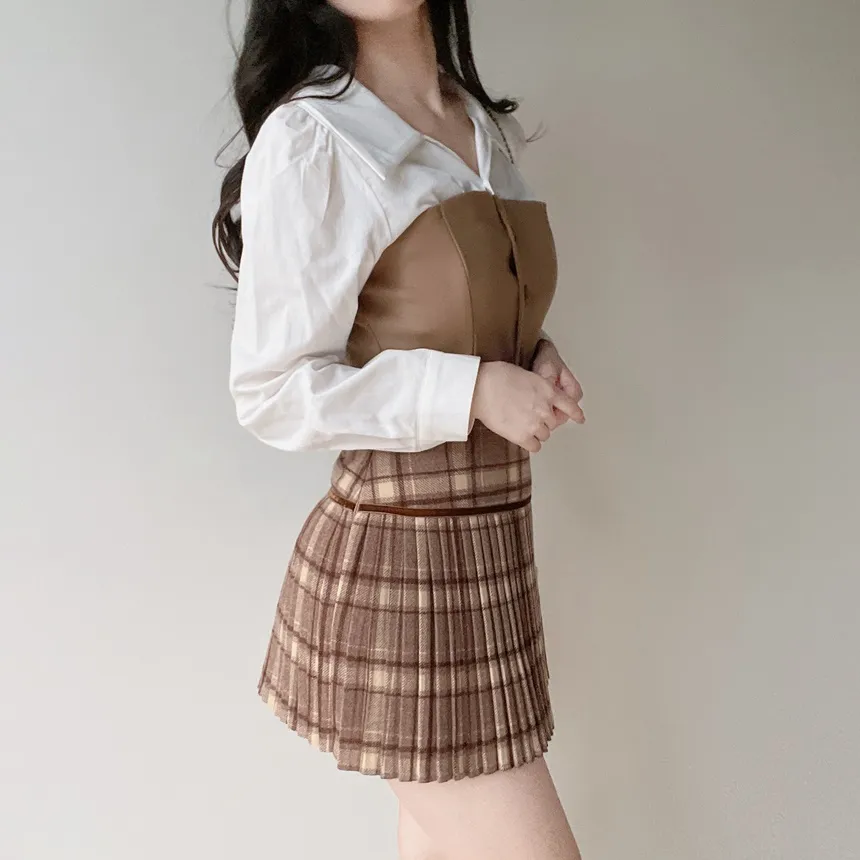 メルトンタッチレイヤード風カラーボタン配色ブラウス | mirangmirang | 詳細画像24