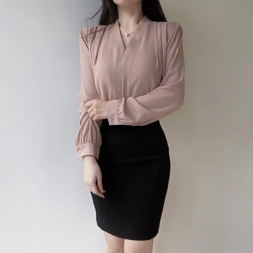 チェーンセットエコパールVネックブラウス | mirangmirang | 詳細画像20