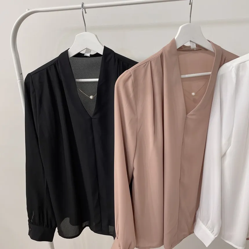 チェーンセットエコパールVネックブラウス | mirangmirang | 詳細画像24