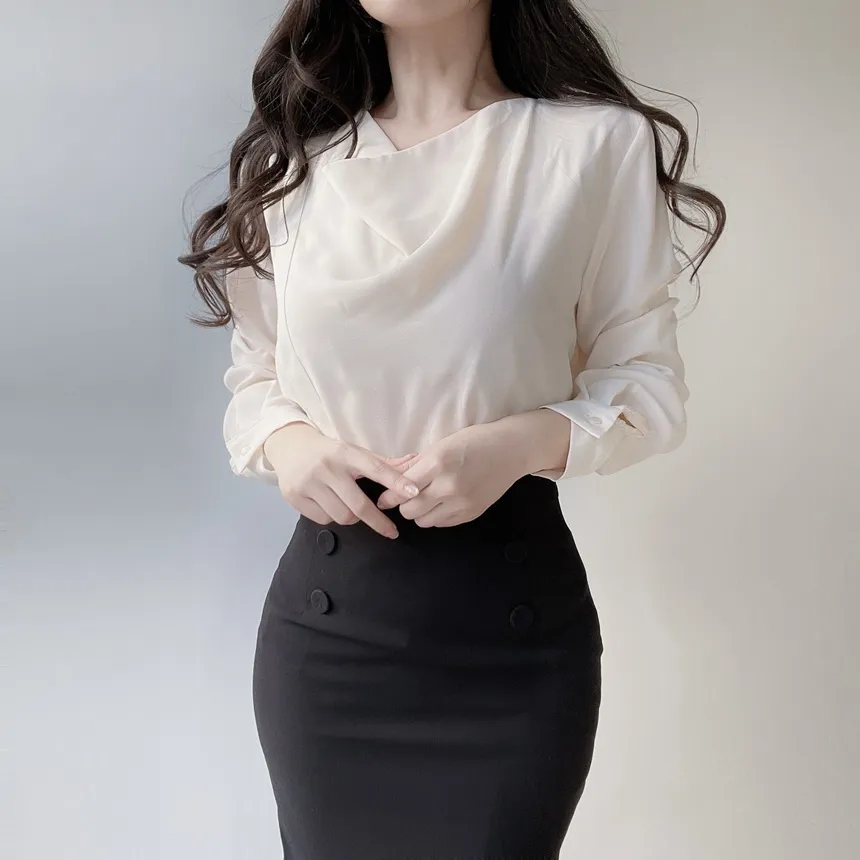 ストラップ付ドレープシャーリングブラウス | mirangmirang | 詳細画像6