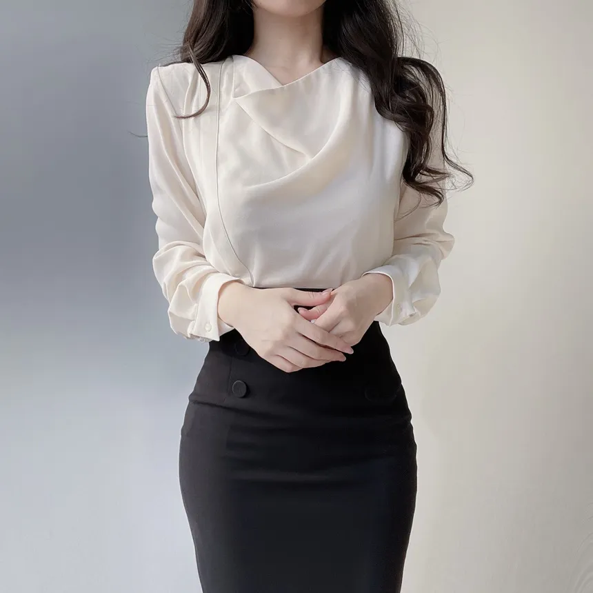 ストラップ付ドレープシャーリングブラウス | mirangmirang | 詳細画像8