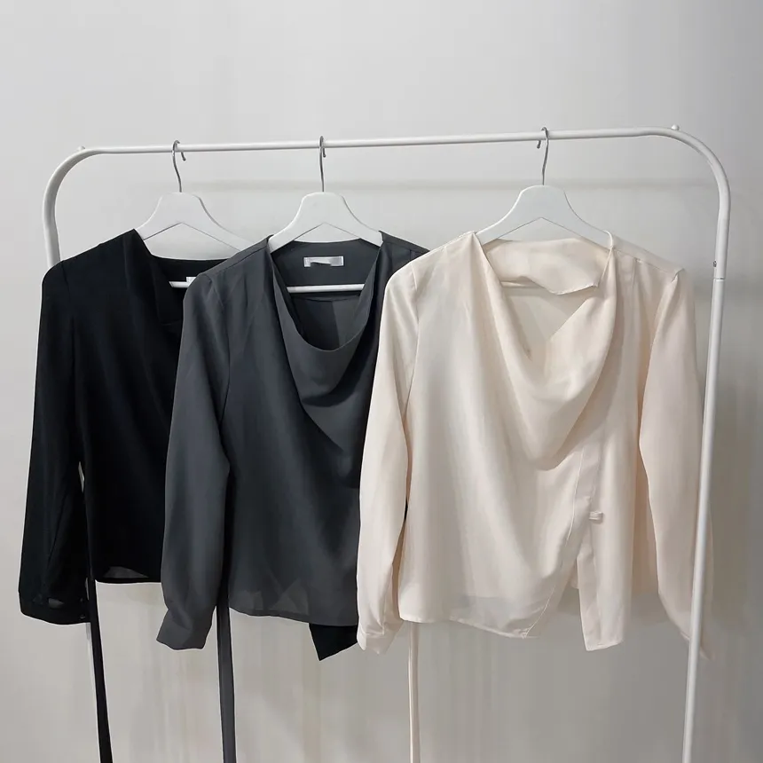 ストラップ付ドレープシャーリングブラウス | mirangmirang | 詳細画像21