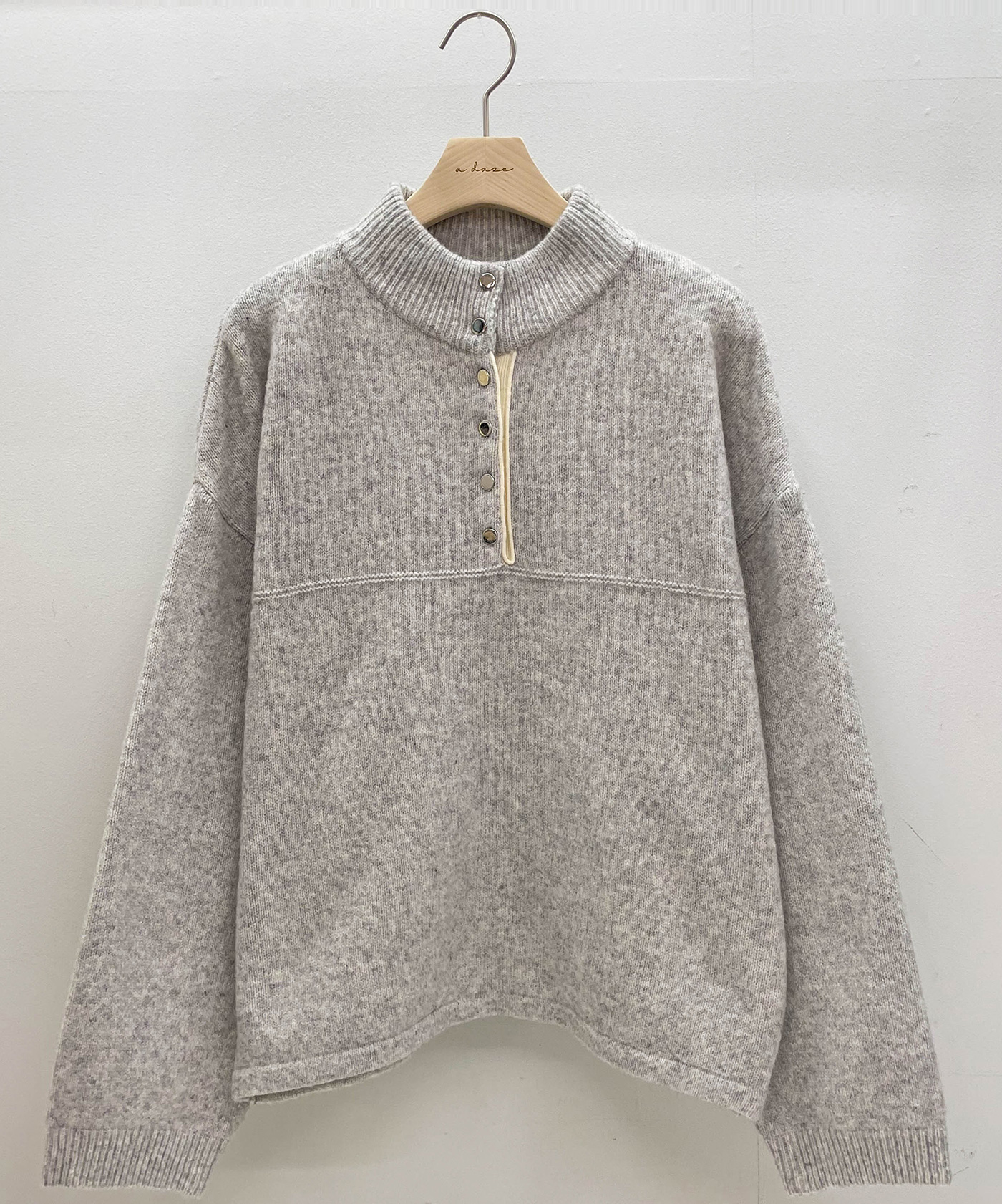 ウール混ボタンハーフネックニット | 詳細画像18