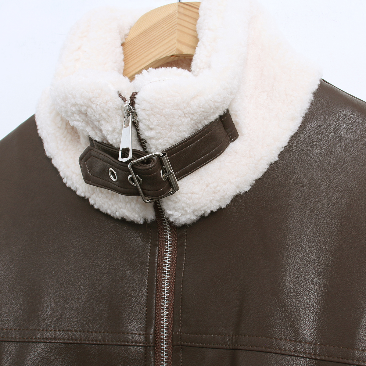 ムートンレザー調エコファージップアップハイネックポケット長袖配色ジャンパー | 詳細画像15