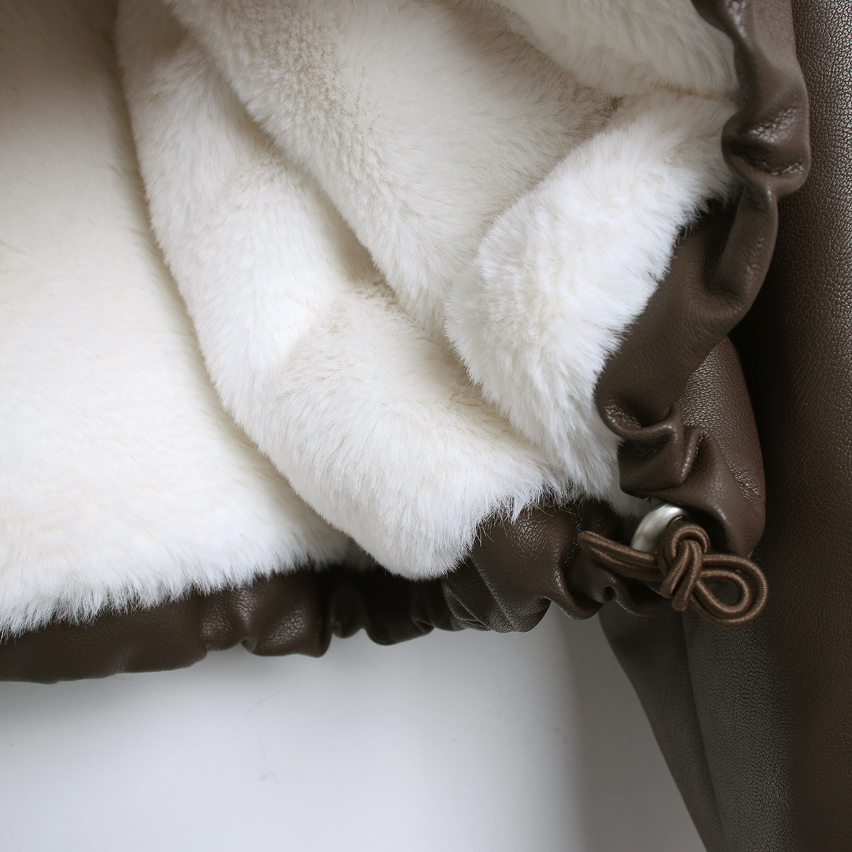 ムートンレザー調エコファージップアップハイネックポケット長袖配色ジャンパー | 詳細画像17