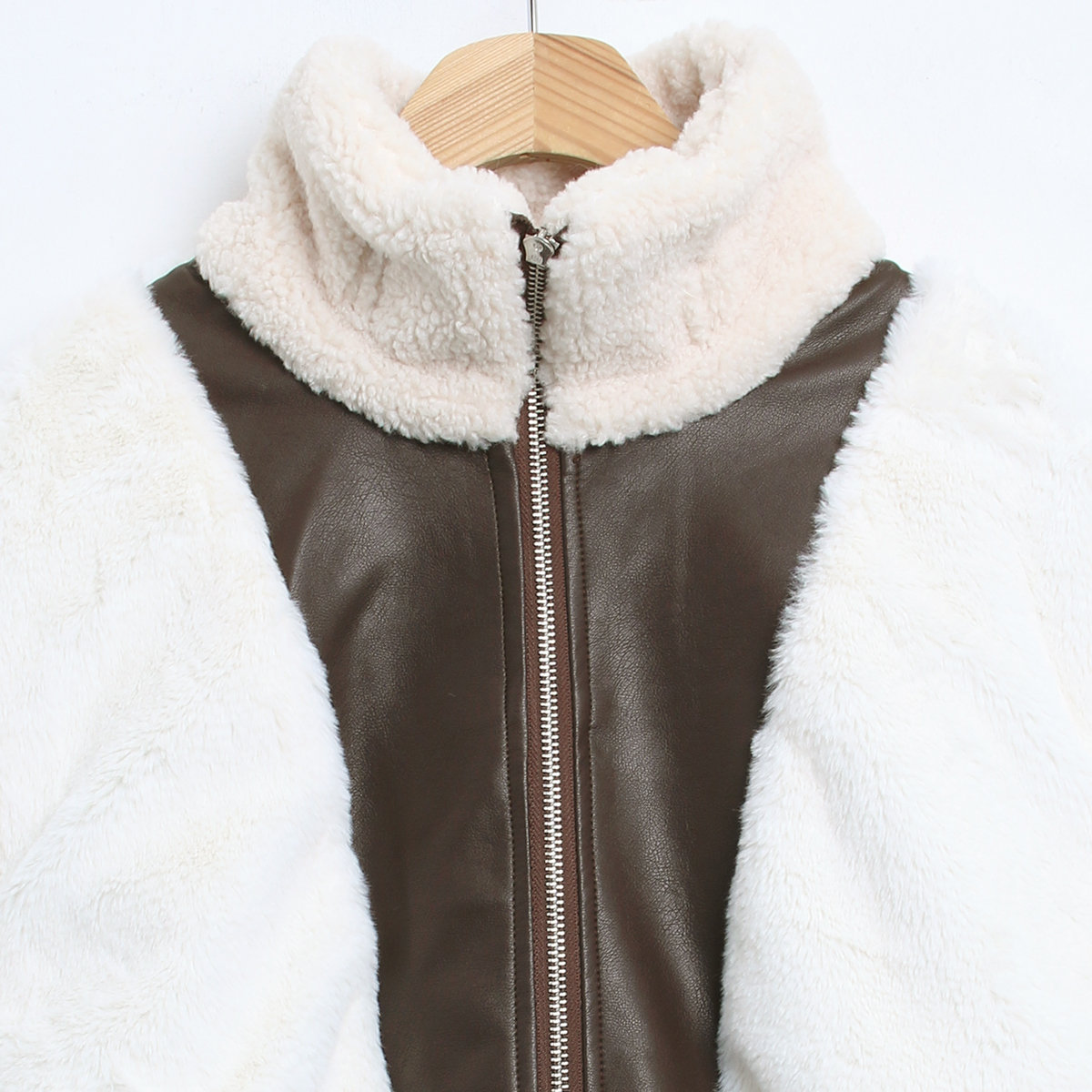 ムートンレザー調エコファージップアップハイネックポケット長袖配色ジャンパー | 詳細画像18