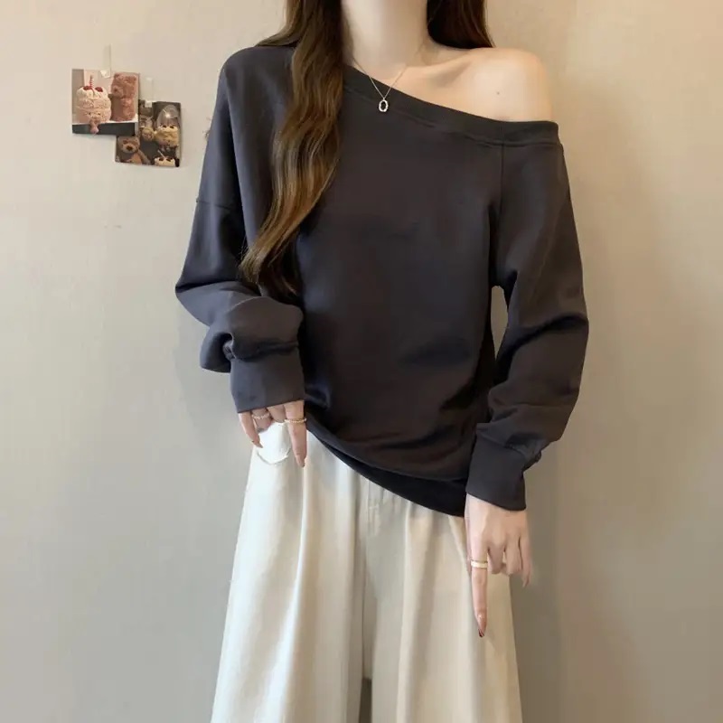 オフショルダーアンバランスネック無地スウェット | 詳細画像10