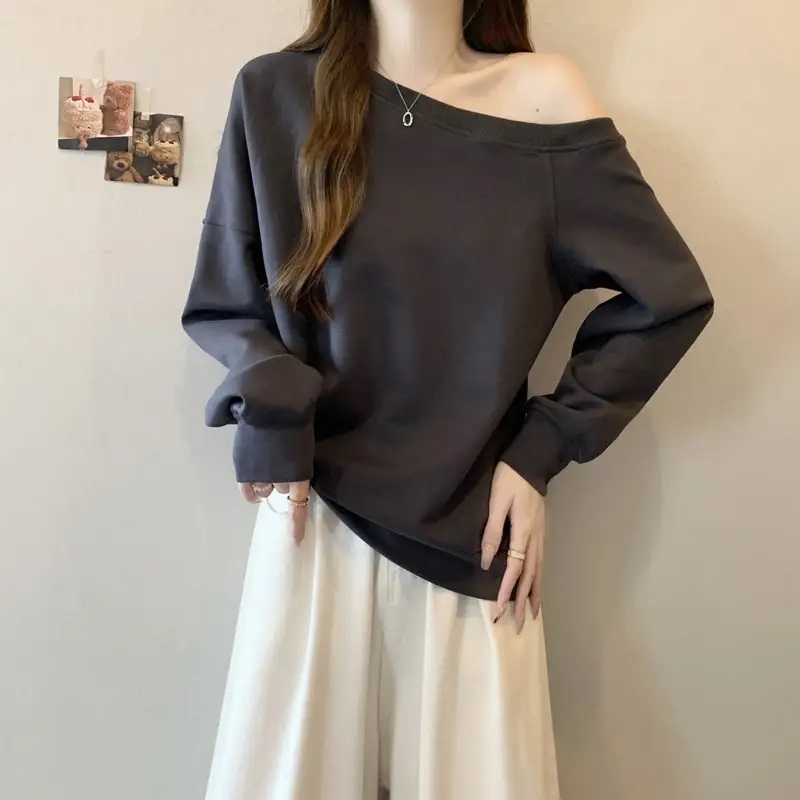 オフショルダーアンバランスネック無地スウェット | 詳細画像12