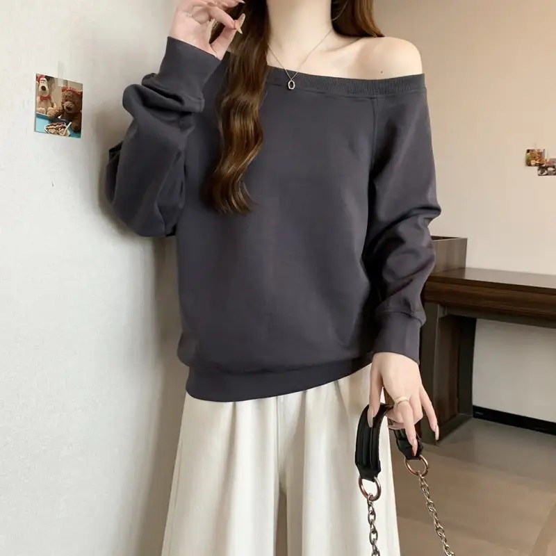 オフショルダーアンバランスネック無地スウェット | 詳細画像13