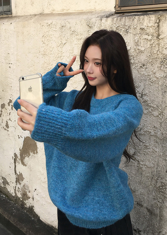 ウール混ラウンドネック長袖ペンダントニット | レディース