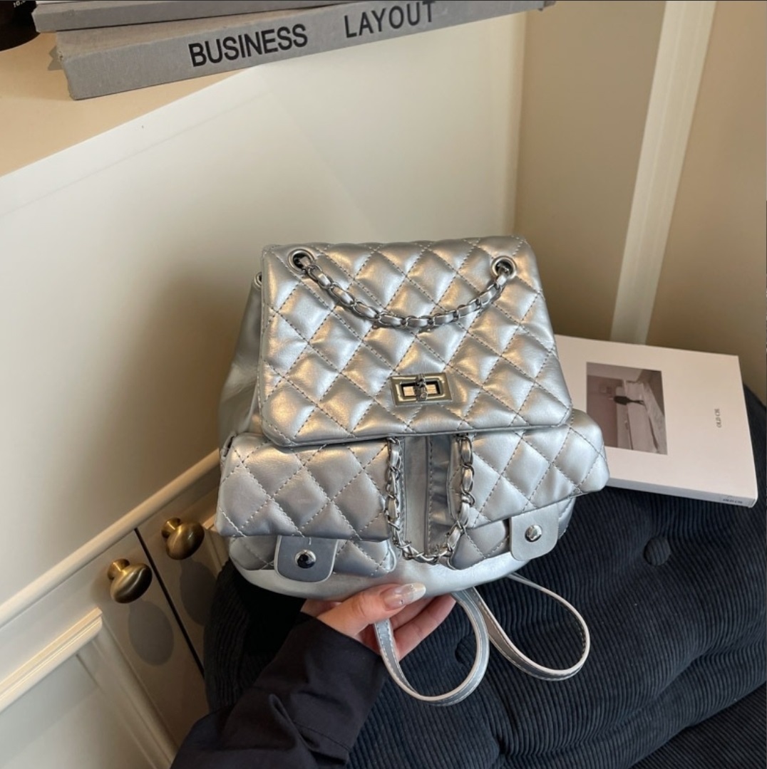 レザー調バックルチェーンポケットバックパック | 詳細画像14