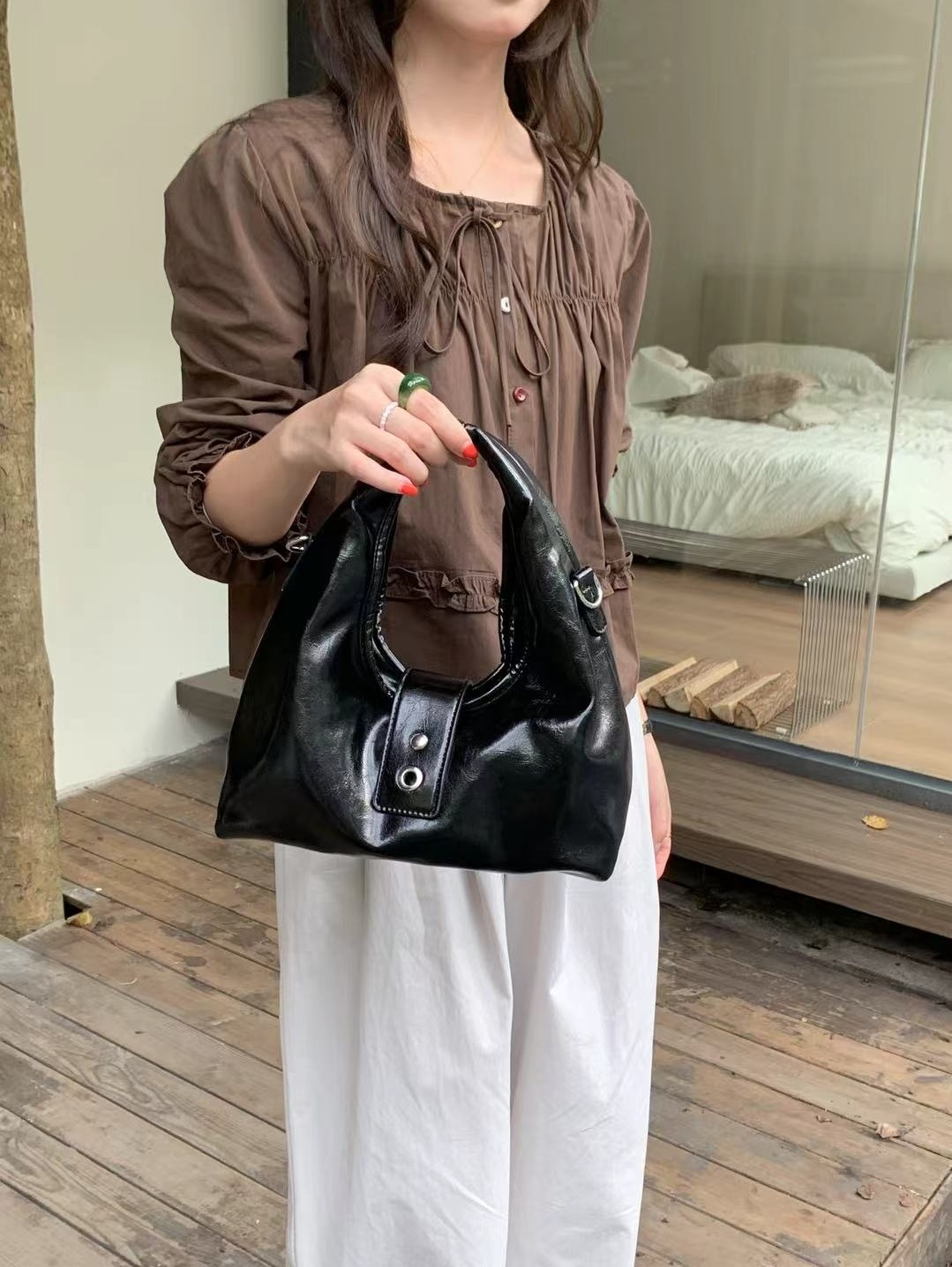 レザー調ショルダーバッグ2WAY | 詳細画像8