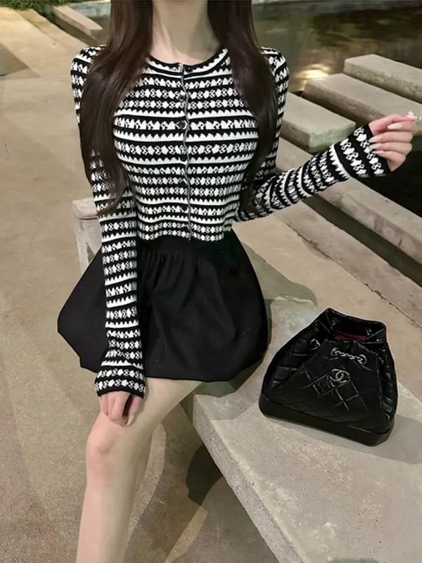 ニットボタンラウンドネック長袖配色カーディガン | 詳細画像2