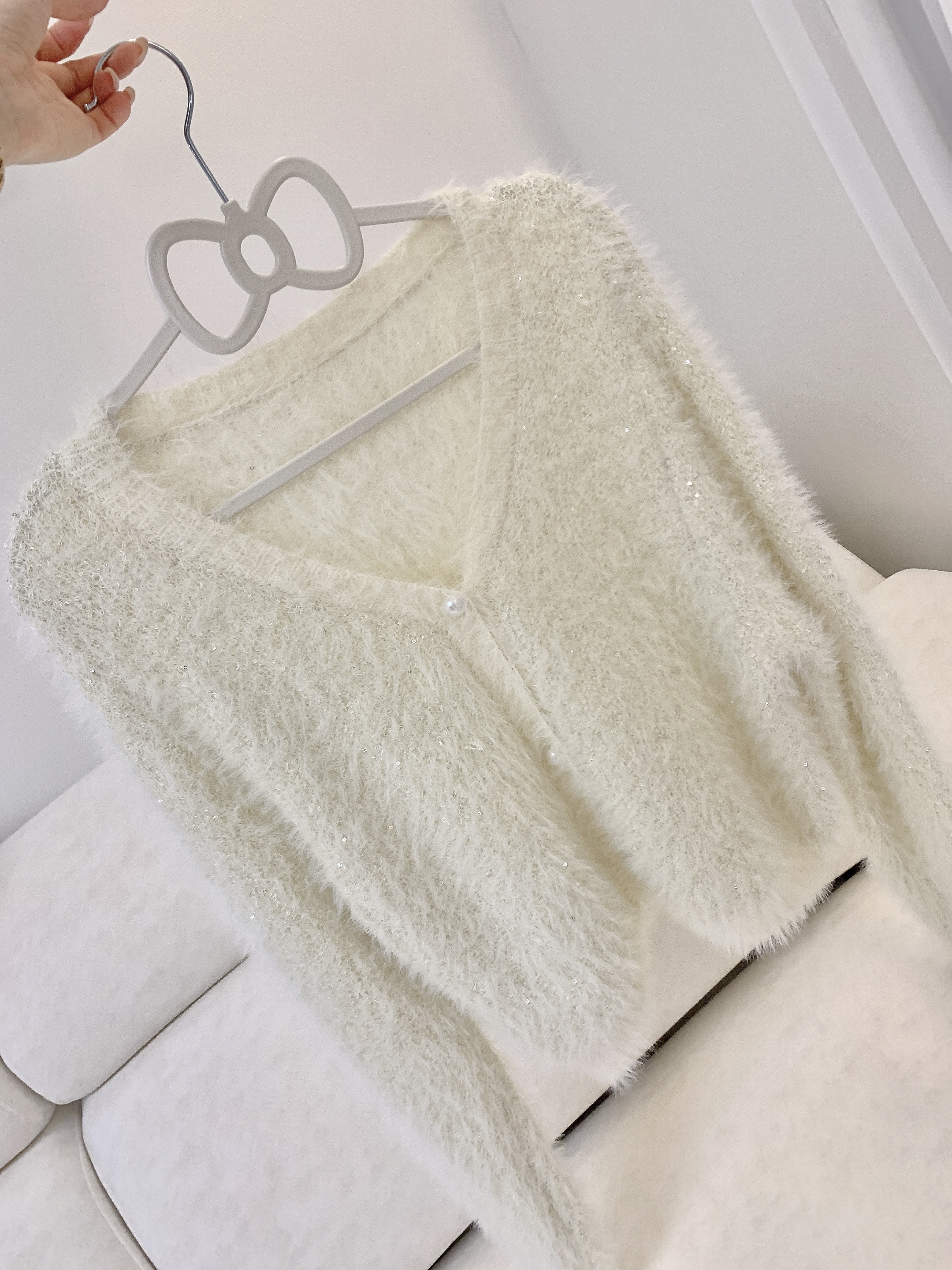 スパンコールウール混アンゴラ混ボタンVネック長袖カーディガン | 詳細画像10