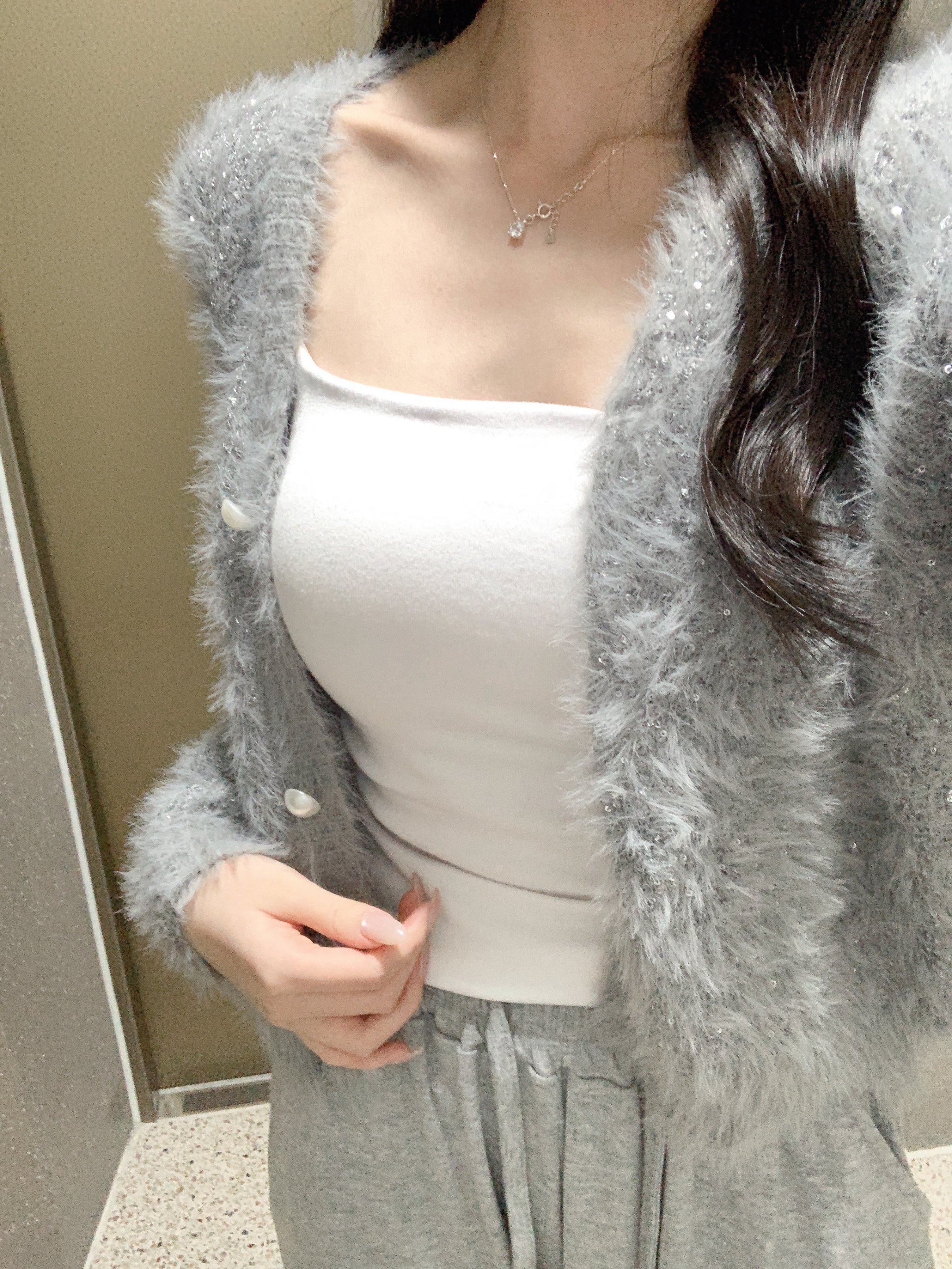 スパンコールウール混アンゴラ混ボタンVネック長袖カーディガン | 詳細画像4