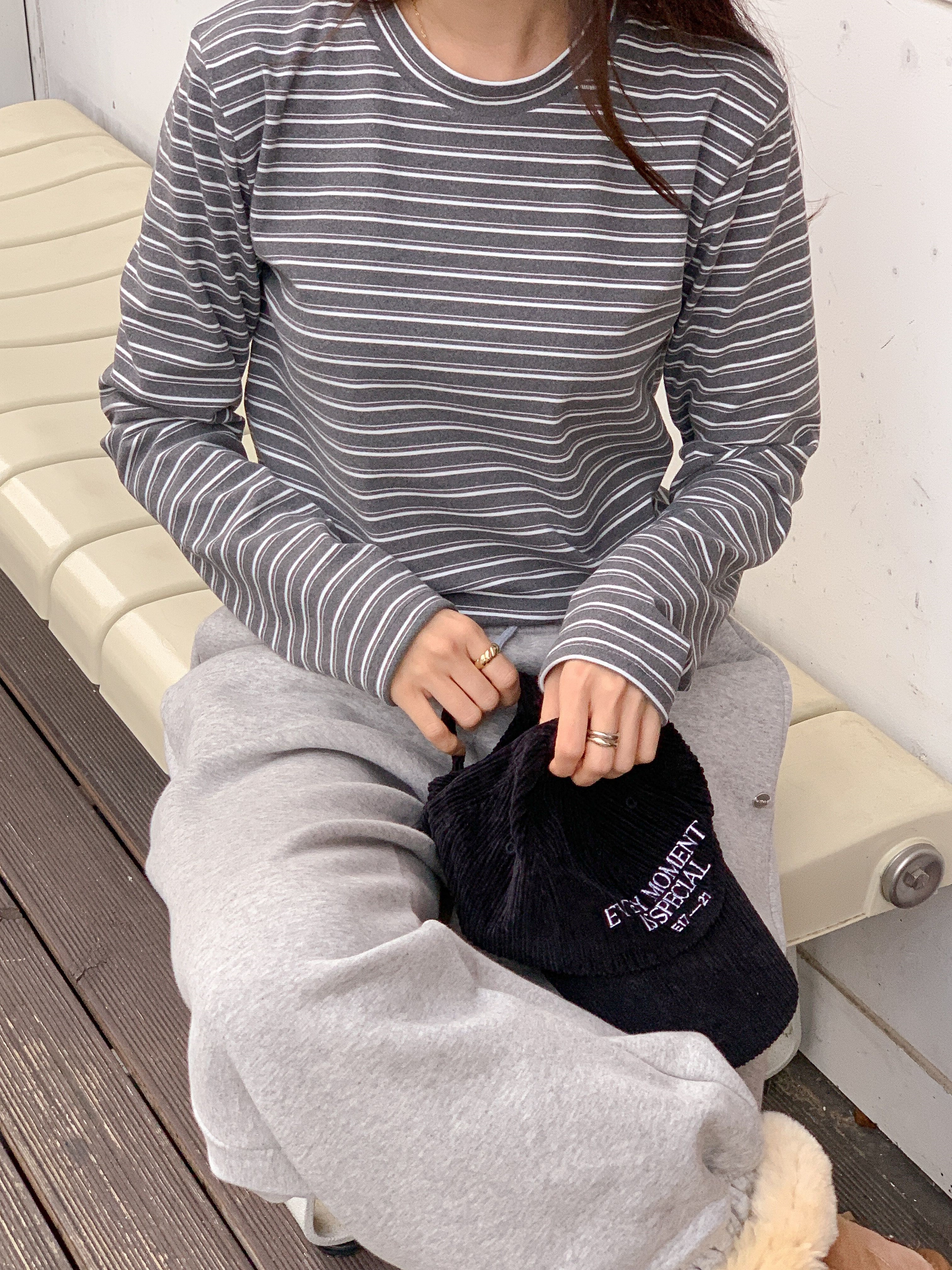 ラウンドネックスリム長袖ボーダー配色Tシャツ | 詳細画像2